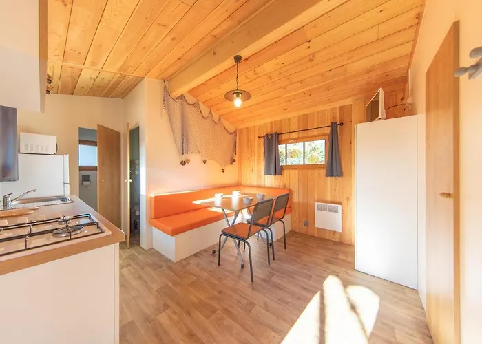 Camping Du De Saujon