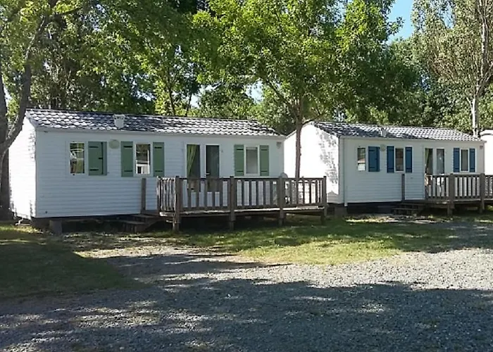 Camping Du De Saujon